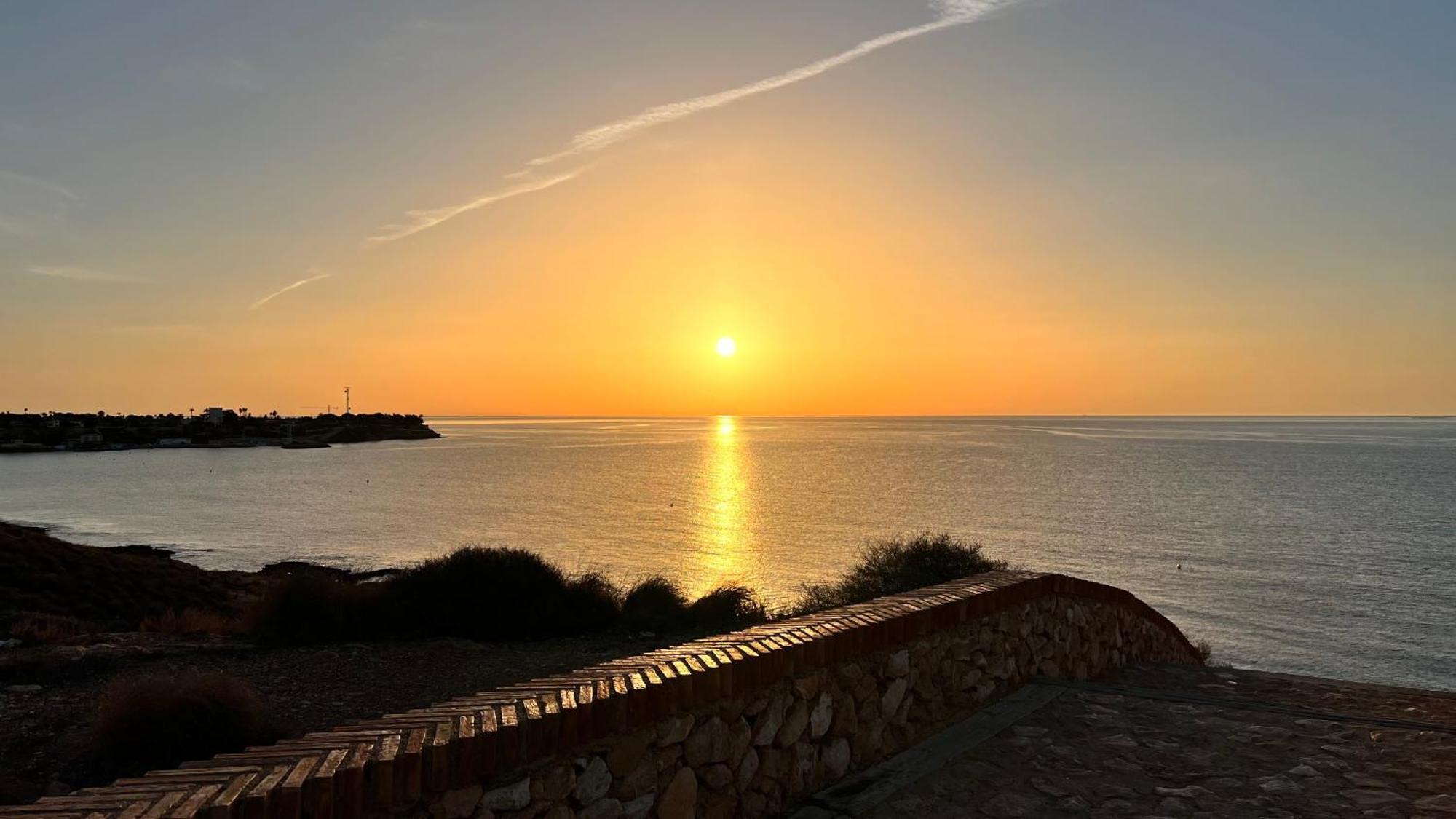 Punta Prima - Sun & Beach & Golf & Bike - Spanish South-Facing Terrace Apartment - La Recoleta - By The Sea Torrevieja Eksteriør bilde